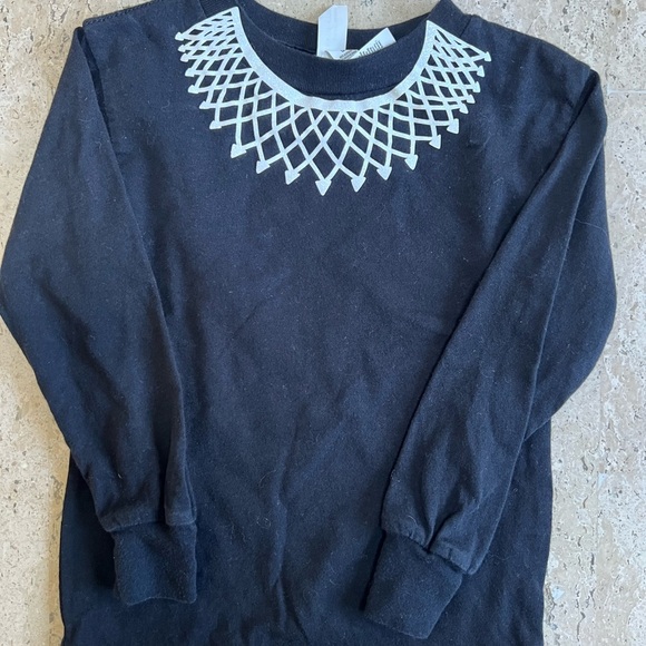 Gilt’s Size 2T 4- Shirt Bundle Healthtex, Carter’s, BTWEEN - Picture 3 of 6